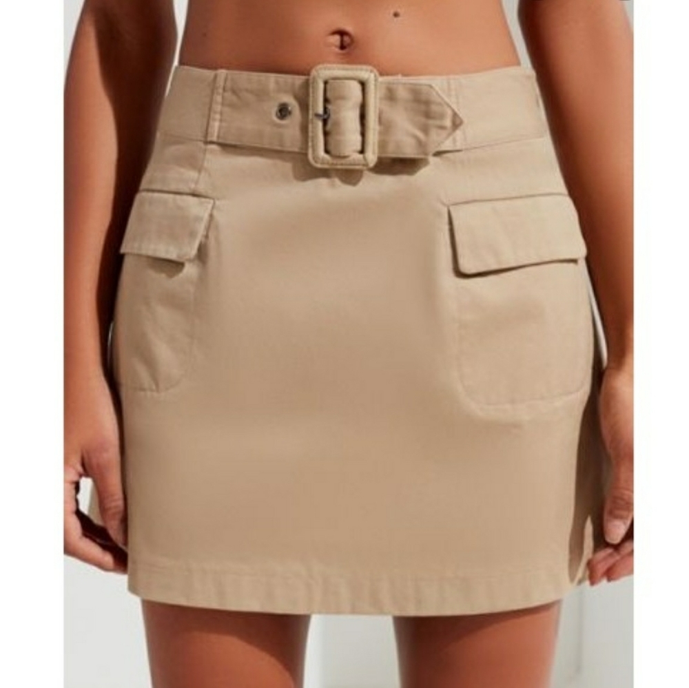 🔥SALE🔥Urban Outfitters Scout Tan Belted Mini Skirt M